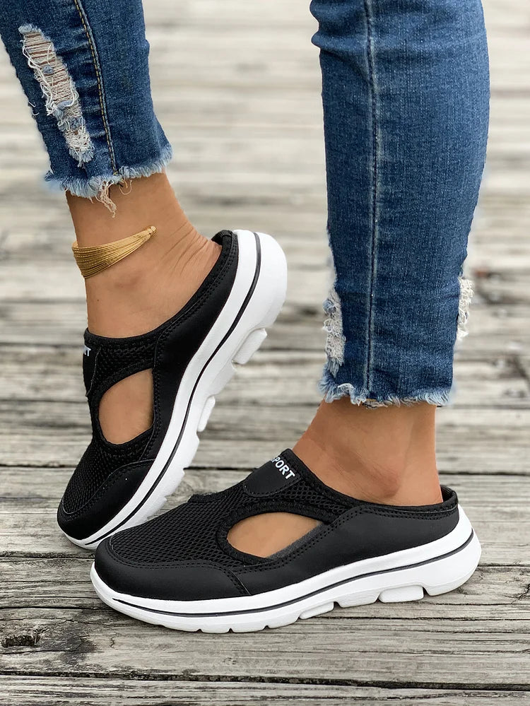 RAYLA – ORTHOPÄDISCHE SANDALE MIT GESCHLOSSENEN ZEHEN