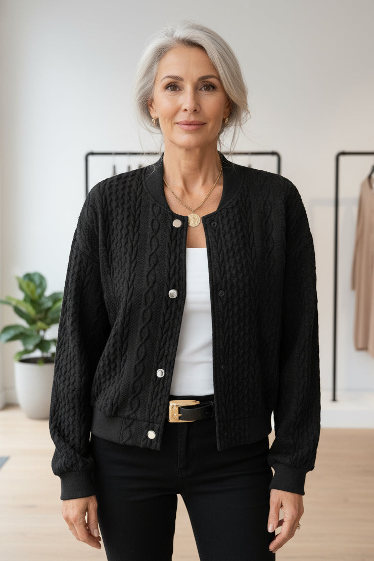 PENELOPE – GESTRICKTE STRICKJACKE