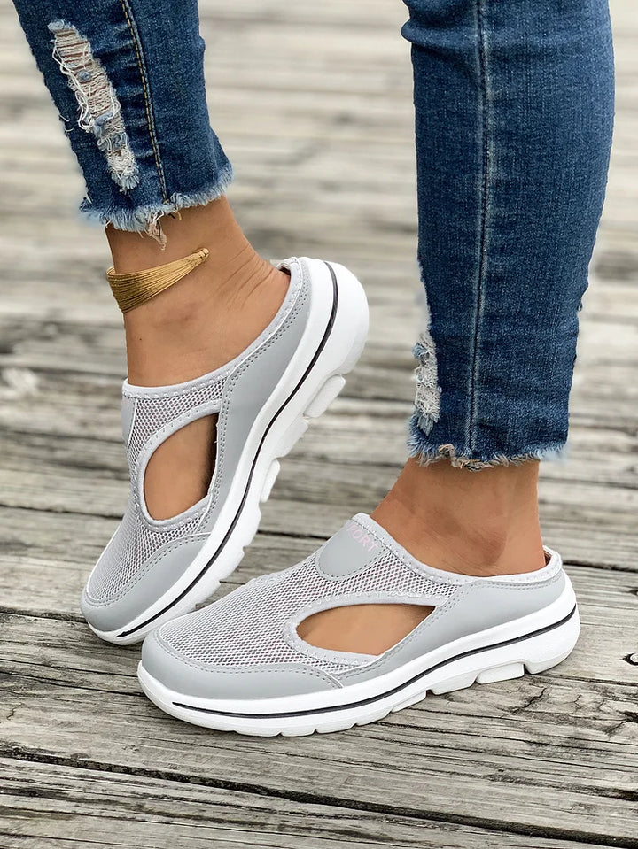 RAYLA – ORTHOPÄDISCHE SANDALE MIT GESCHLOSSENEN ZEHEN