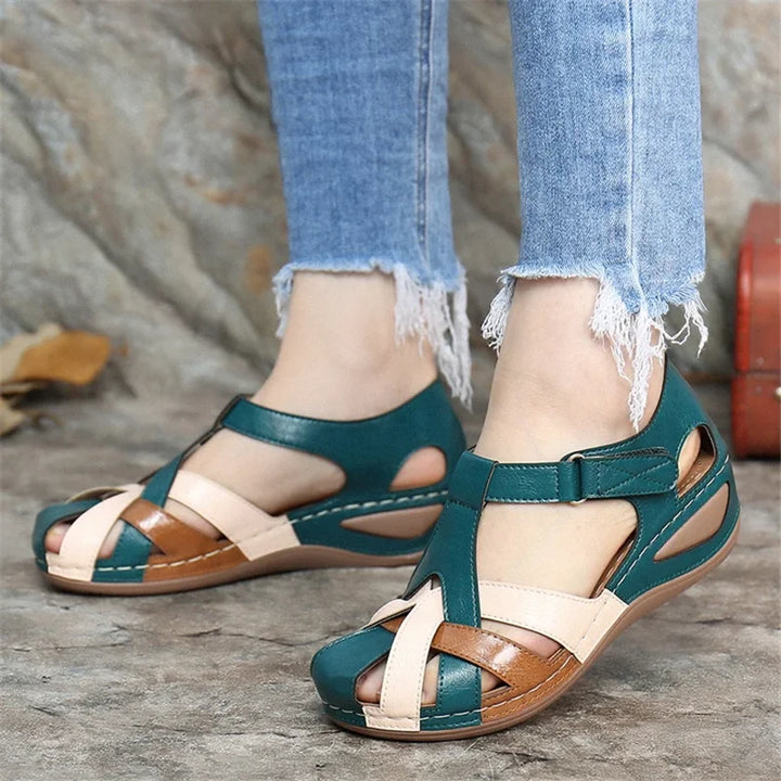 DARCY – KEILSANDALETTEN