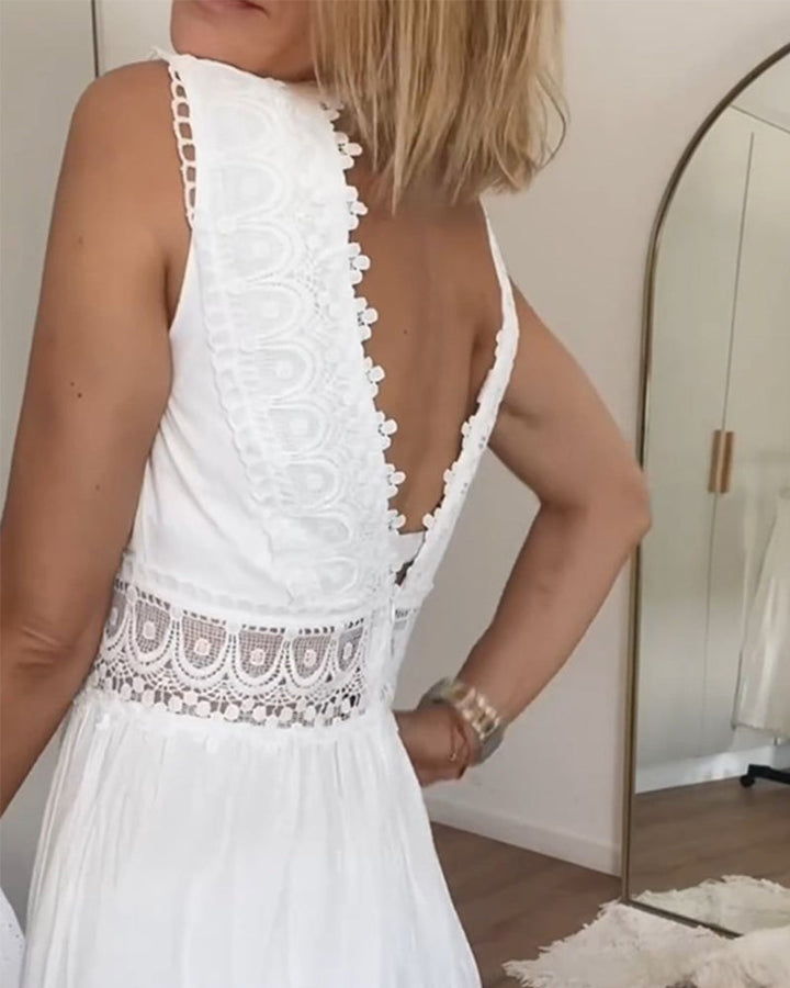 ALMA – SPITZENKLEID MIT V-AUSSCHNITT