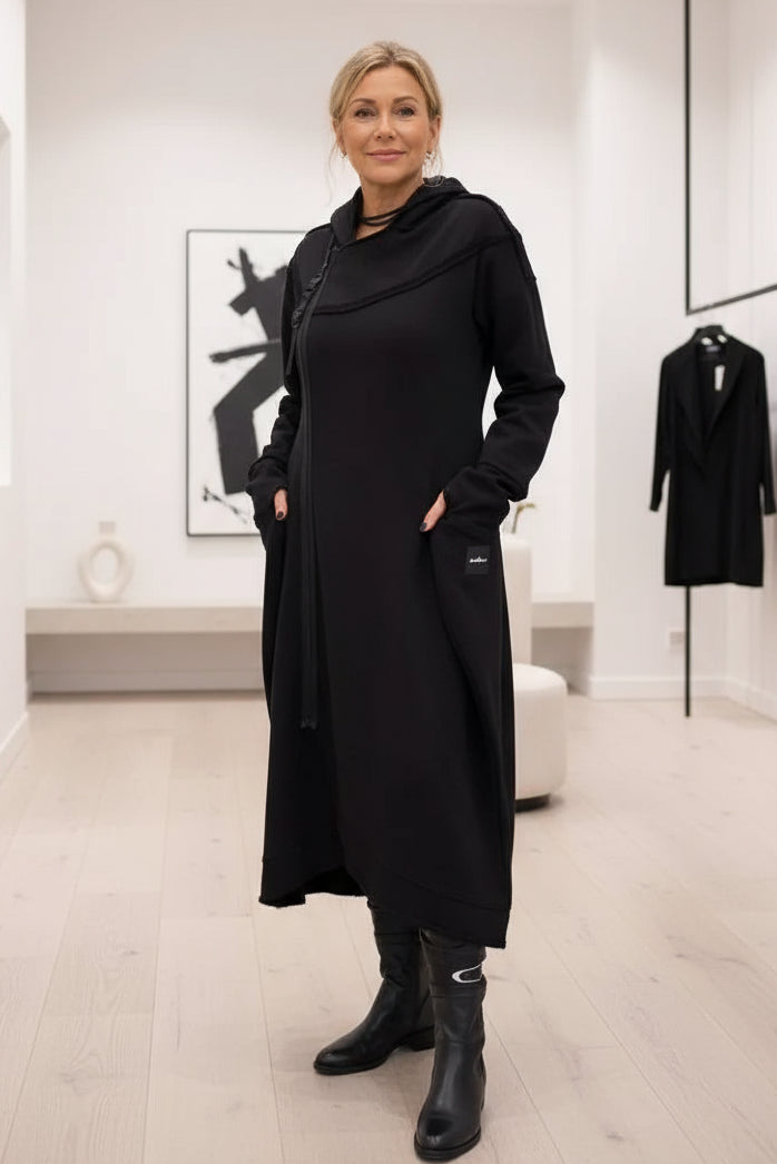 NAREL – SPORTLICHES HOODIEKLEID