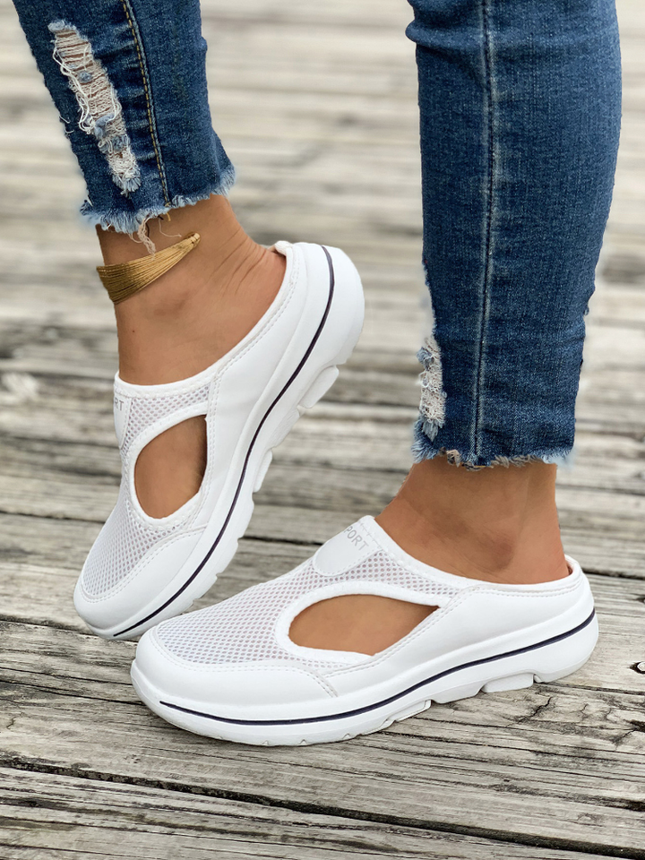 RAYLA – ORTHOPÄDISCHE SANDALE MIT GESCHLOSSENEN ZEHEN