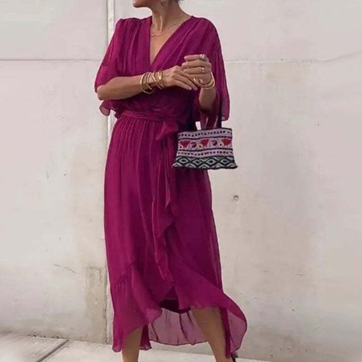 ALINTA – MIDIKLEID MIT V-AUSSCHNITT