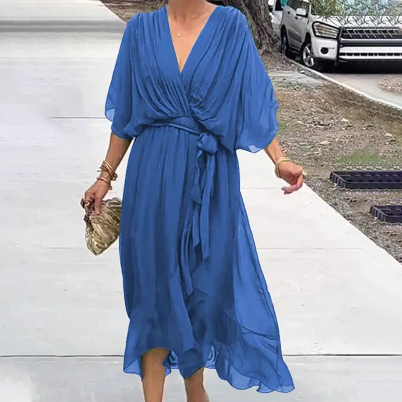 ALINTA – MIDIKLEID MIT V-AUSSCHNITT