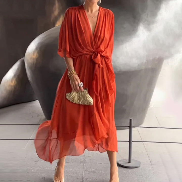 ALINTA – MIDIKLEID MIT V-AUSSCHNITT