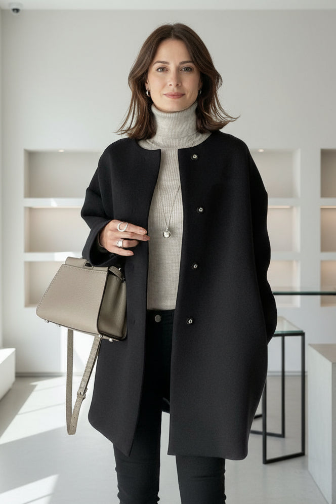 LIA – ELEGANTER GERADLINIGER MANTEL