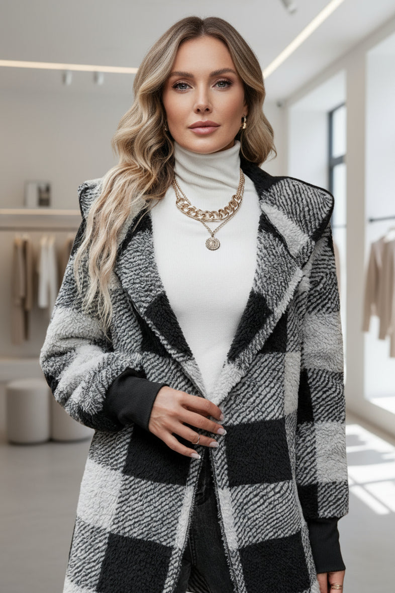 MILA – AUTUMN KARO MANTEL