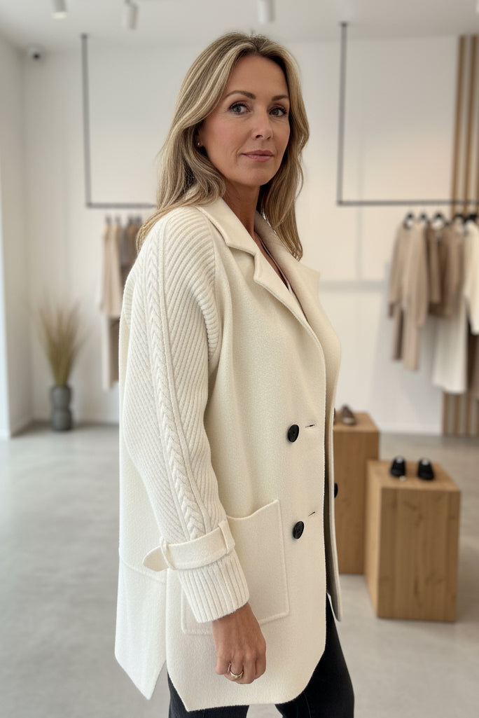 ADELE – MODERNE STRICKJACKE