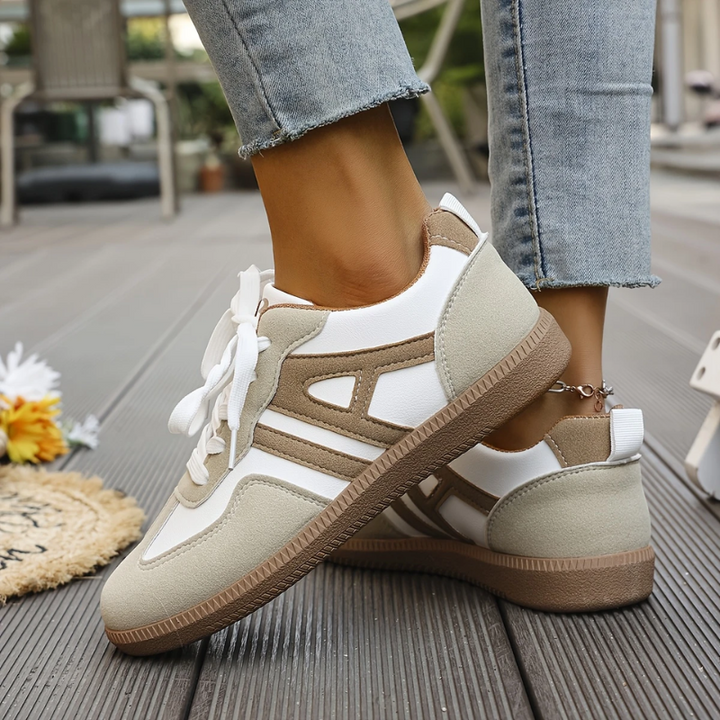 ELARA – STYLISCHE SNEAKER
