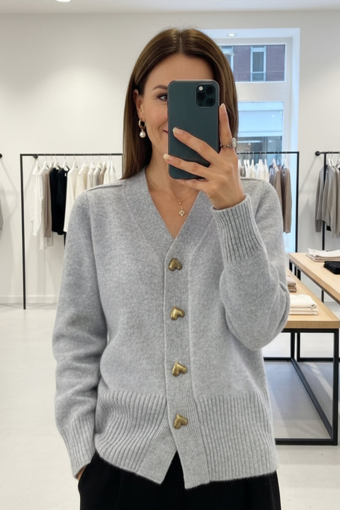 ELODIE – ROMANTISCHE STRICKJACKE