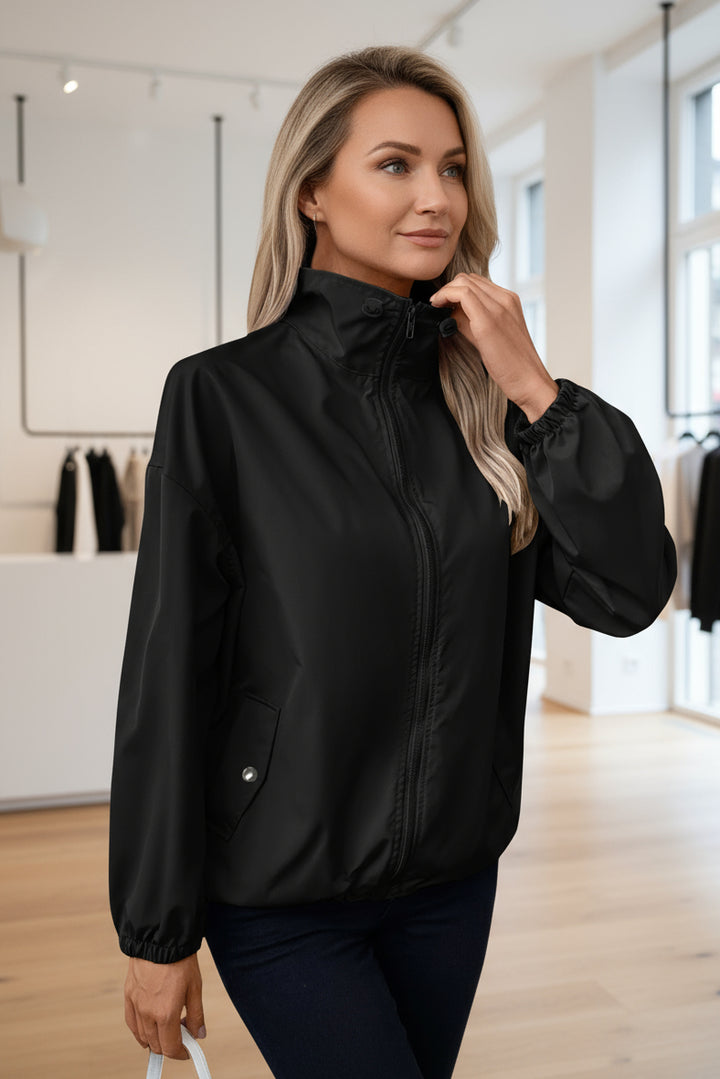 LIVIA – WINDDICHTE JACKE