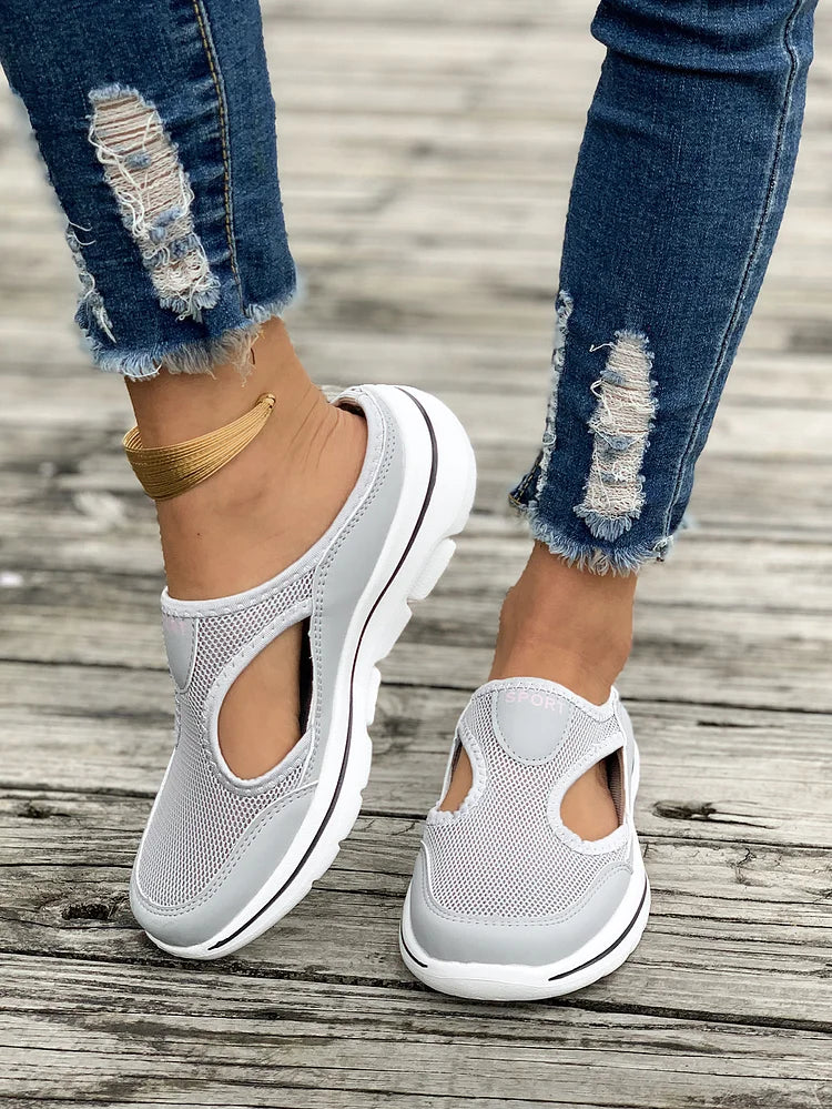 RAYLA – ORTHOPÄDISCHE SANDALE MIT GESCHLOSSENEN ZEHEN