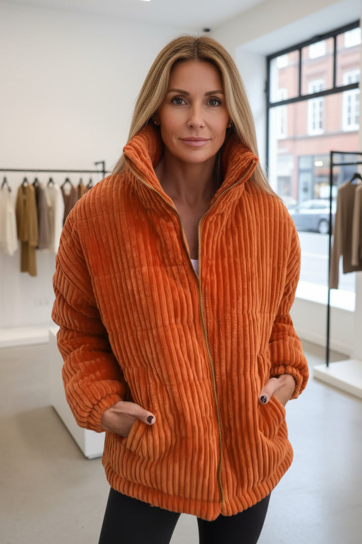 LYRISA – WARME STEPPJACKE