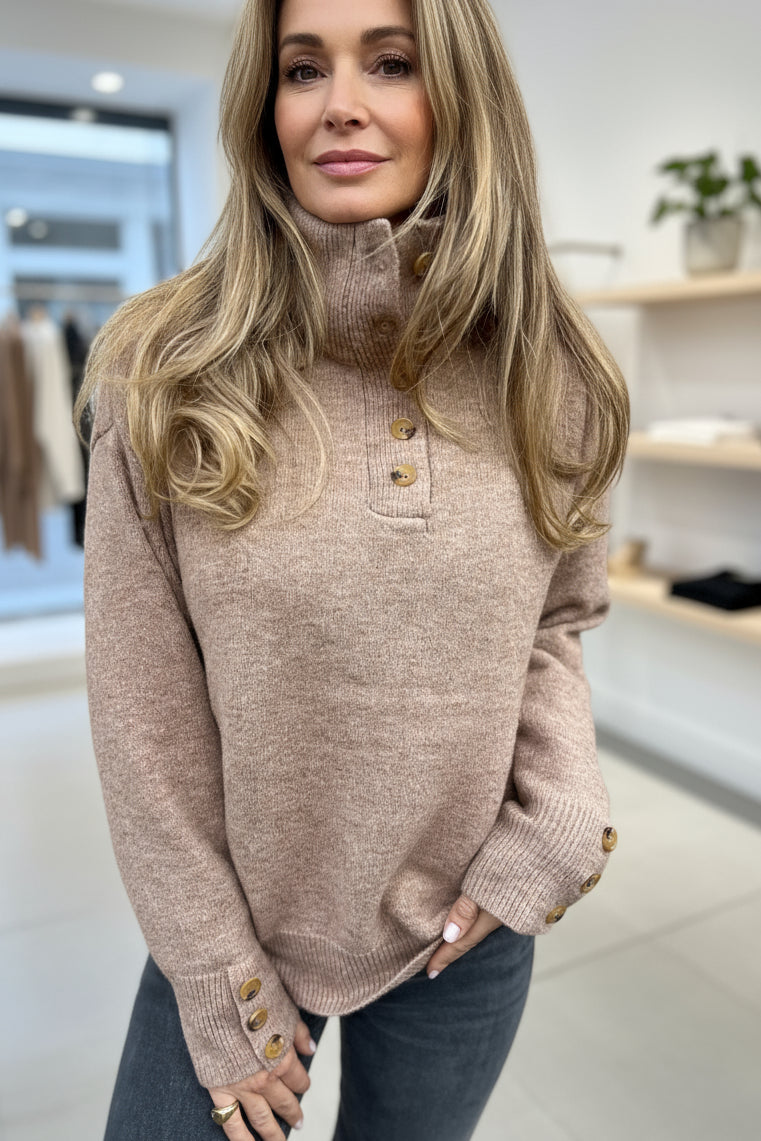 NARELLE – ZEITLOSER PULLOVER