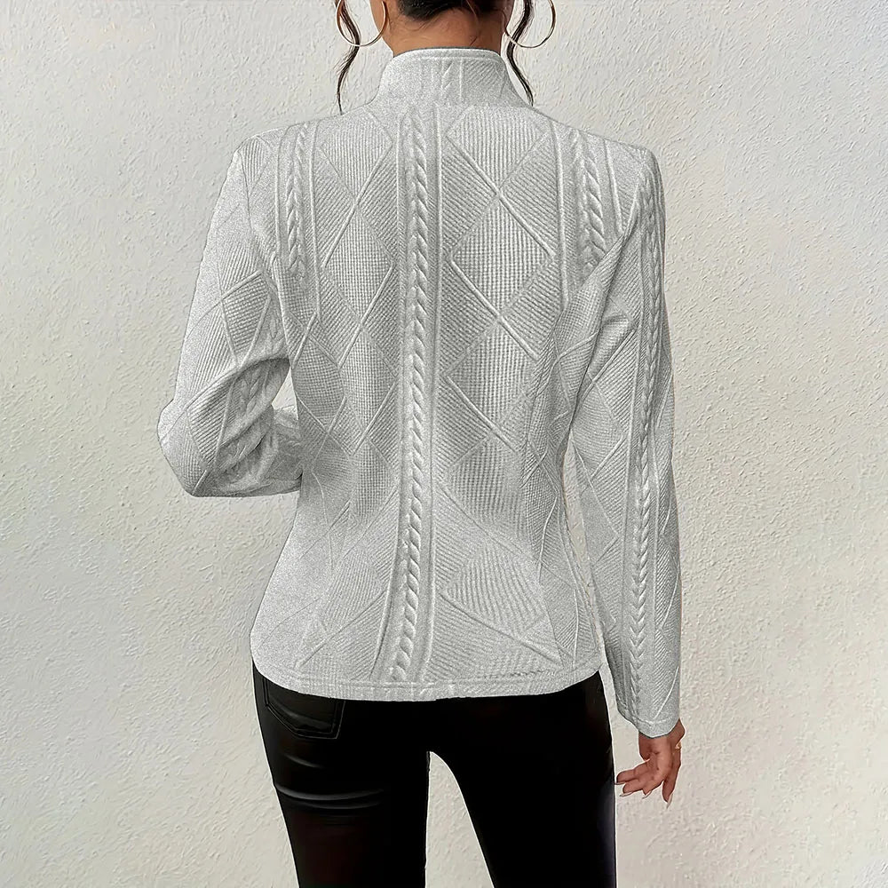 LIVIA – CHICER STRICKBLAZER