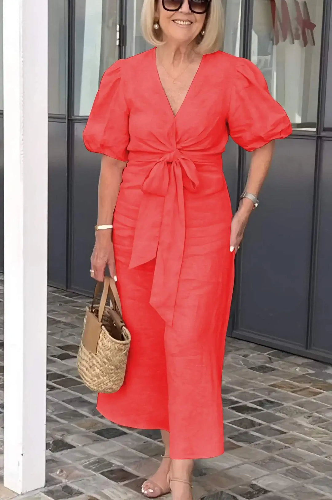 SELENA – KLEID MIT V-AUSSCHNITT