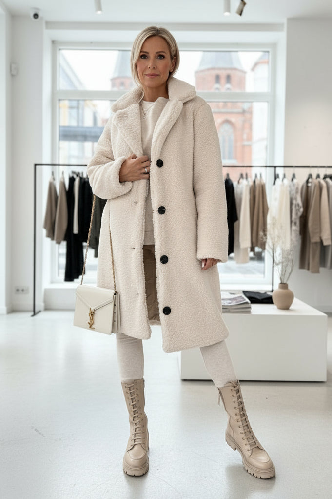 AUREA - KUSCHELIGER MANTEL