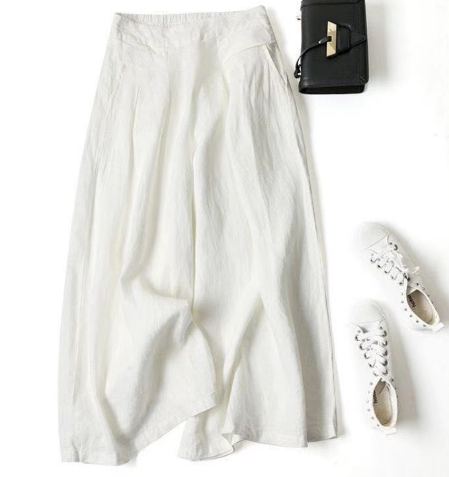 EMME – LOCKER SITZENDE FREIZEITHOSE